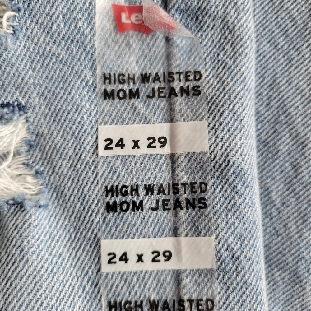Levi's 24x29 Distressed High Waisted Mom Tapered Jeans - Picture 6 of 10
